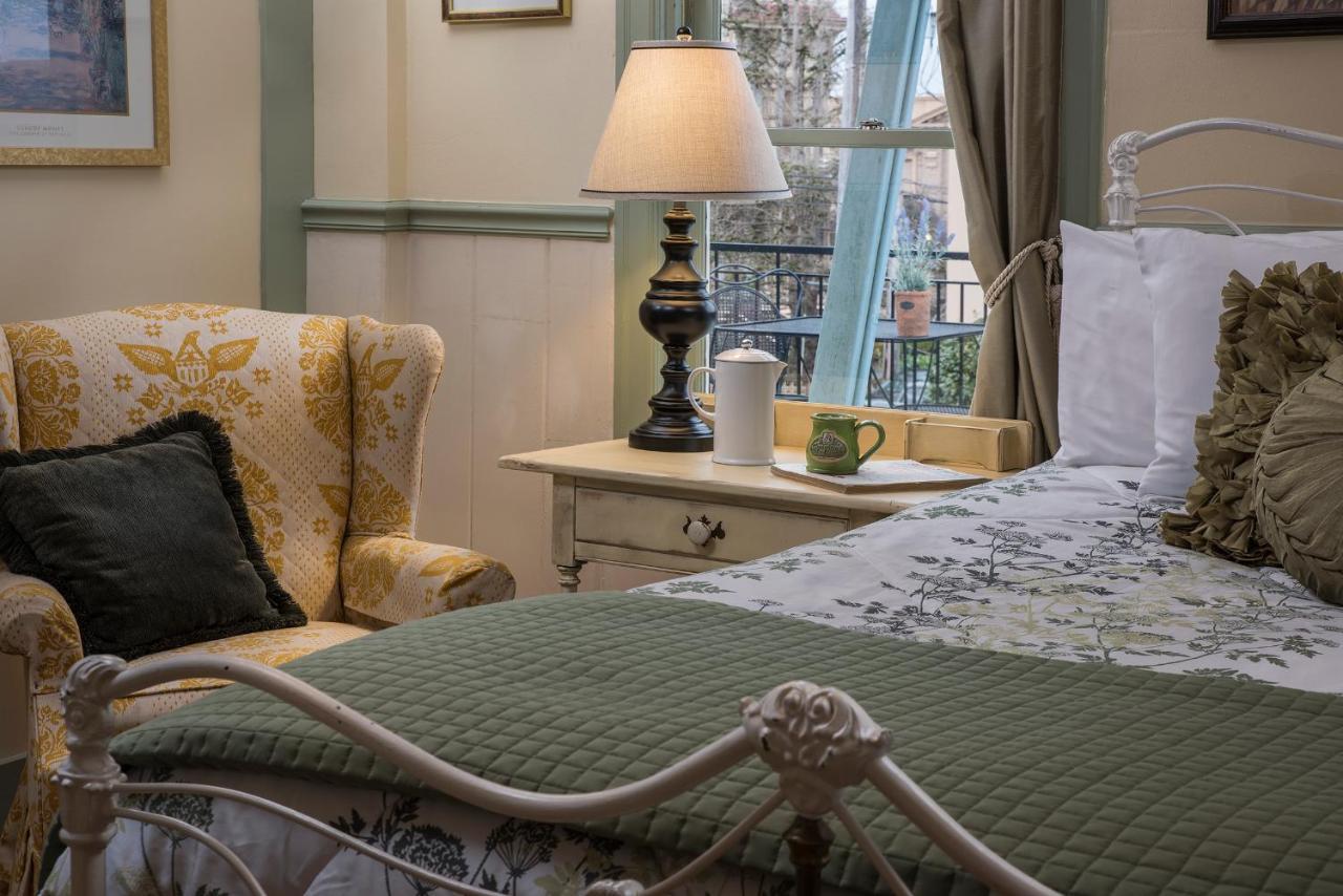 Clementine'S Guest House & Vacation Rentals Astoria Buitenkant foto
