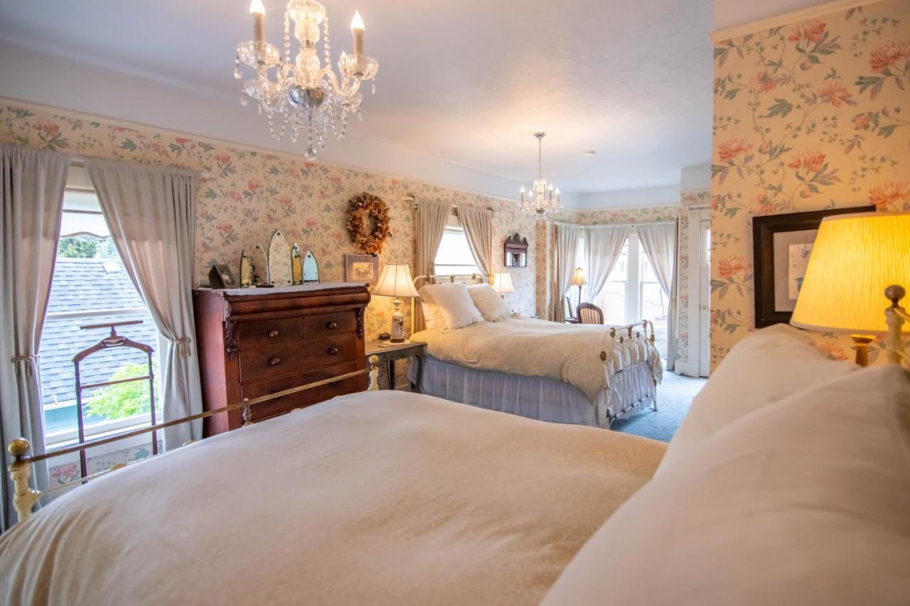 Clementine'S Guest House & Vacation Rentals Astoria Buitenkant foto