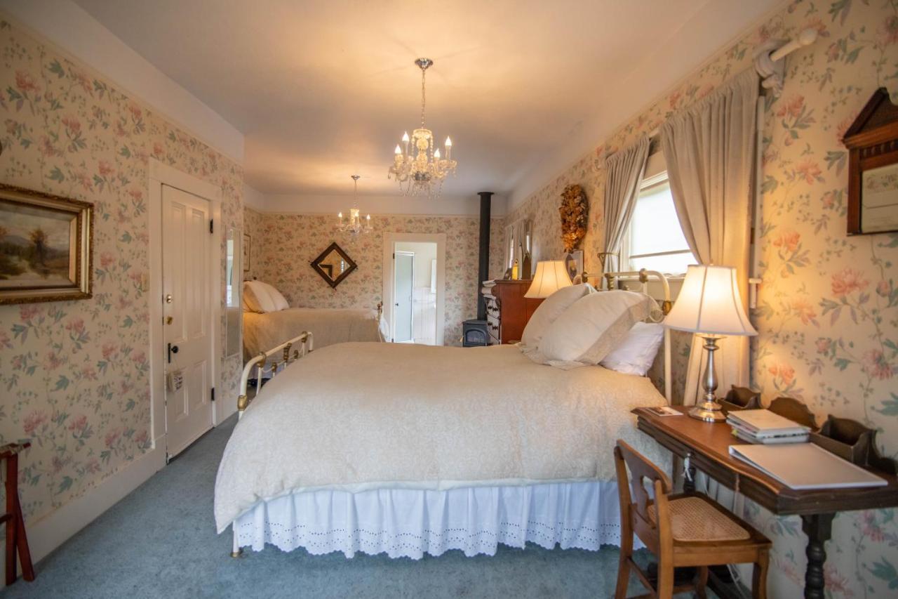 Clementine'S Guest House & Vacation Rentals Astoria Buitenkant foto