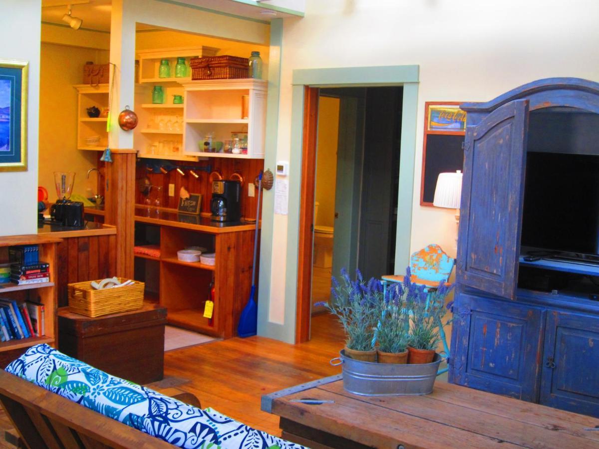 Clementine'S Guest House & Vacation Rentals Astoria Buitenkant foto