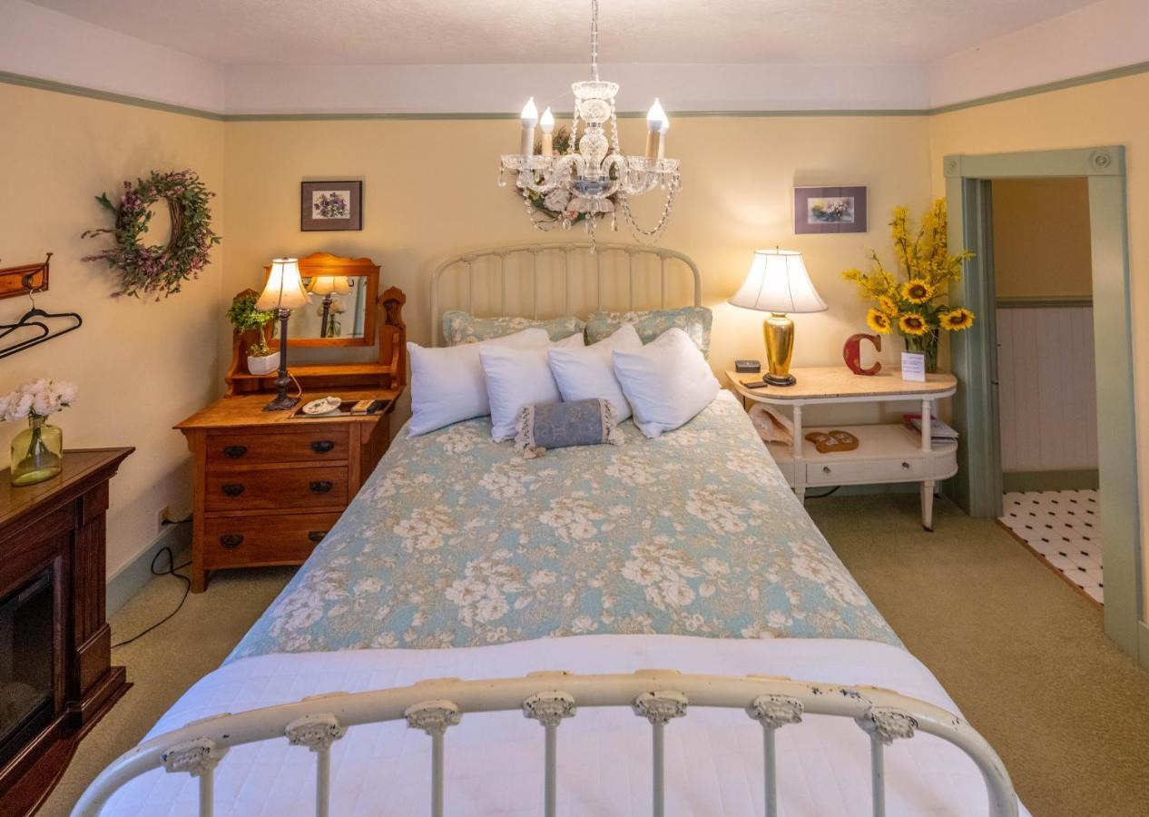 Clementine'S Guest House & Vacation Rentals Astoria Buitenkant foto