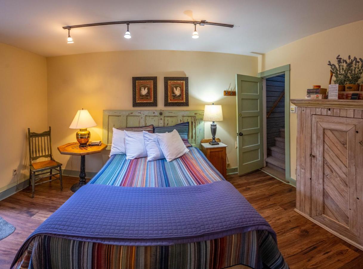 Clementine'S Guest House & Vacation Rentals Astoria Buitenkant foto