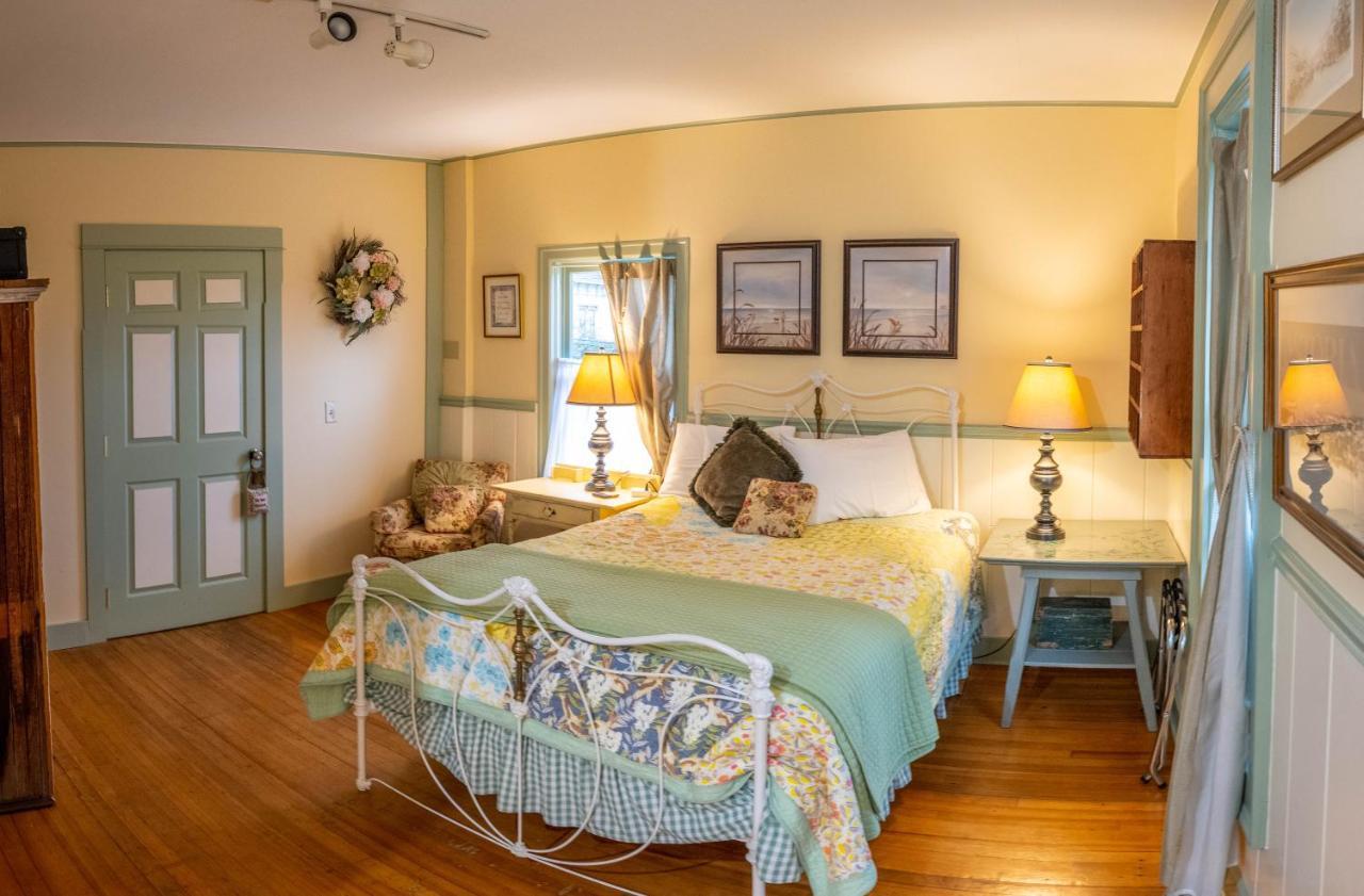 Clementine'S Guest House & Vacation Rentals Astoria Buitenkant foto