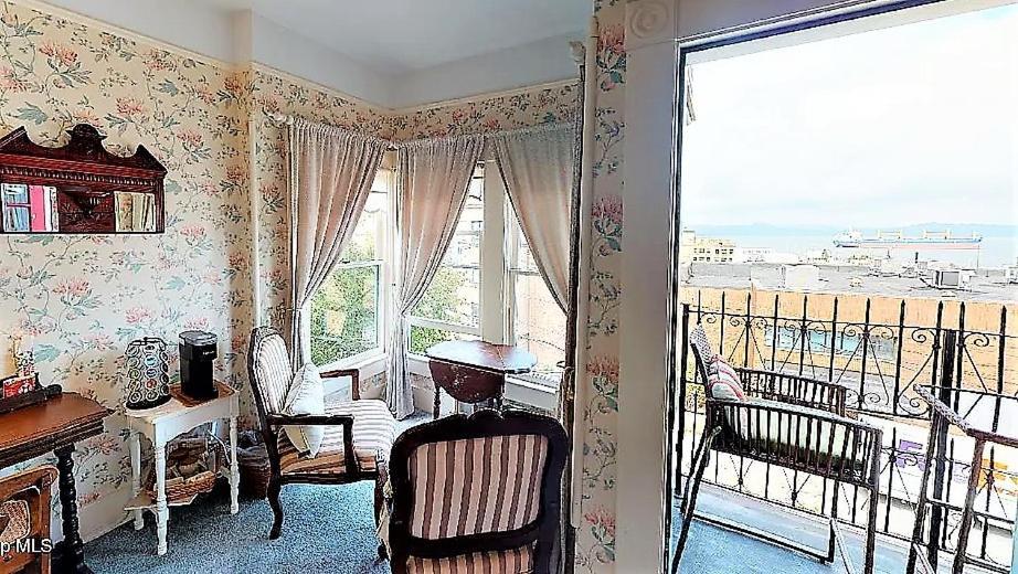 Clementine'S Guest House & Vacation Rentals Astoria Buitenkant foto