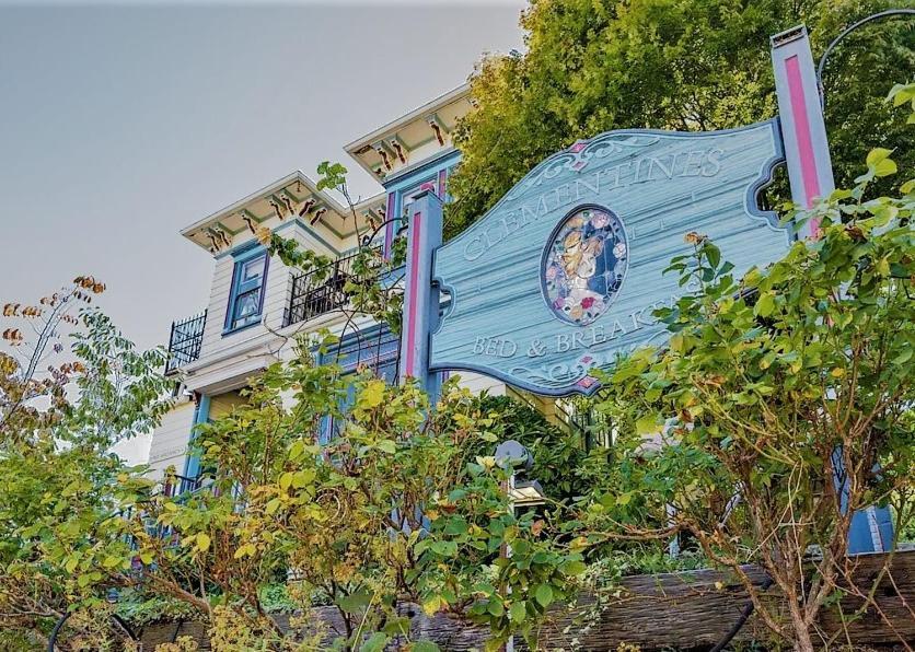 Clementine'S Guest House & Vacation Rentals Astoria Buitenkant foto